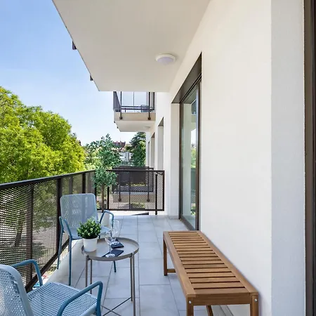 - Balcony Stylish - Bright - Comfortable アパート