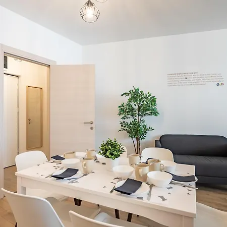 - Balcony Stylish - Bright - Comfortable Lejlighed *