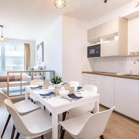 - Balcony Stylish - Bright - Comfortable