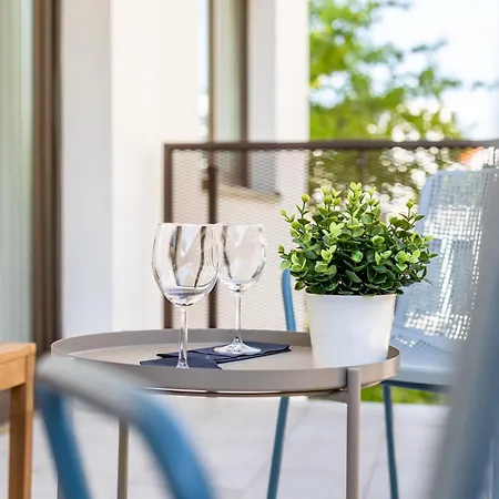 - Balcony Stylish - Bright - Comfortable * ブダペスト