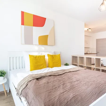 - Balcony Stylish - Bright - Comfortable * Budapest